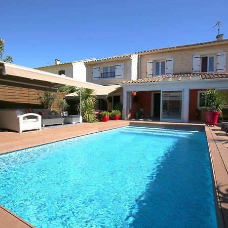 La Villa Lea Uzes Bagian luar foto